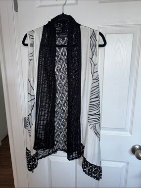 Reeves Black & White Open-Front Knit/Lace black/white Cardigan Lg